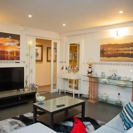 Casa Golfinho 度假居 *