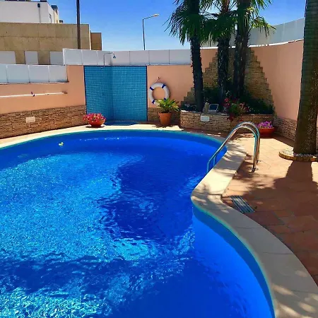 Casa Golfinho Feriehus *